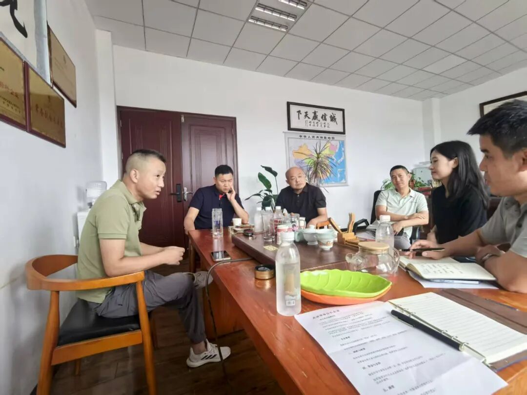 襄阳市物流协会开展企业走访 精准服务促发展现场图片2