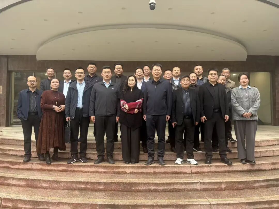 南阳市物流与供应链协会代表团来襄回访交流现场