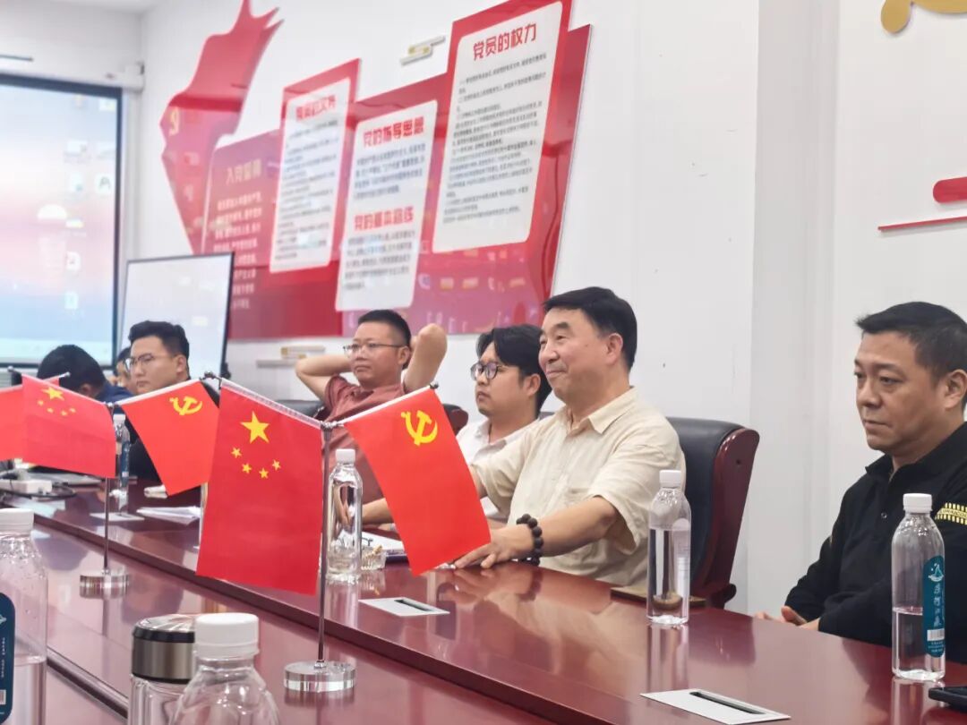 襄阳市物流协会常务会长会议暨项目产品对接会圆满召开，服务会员迈入全新发展阶段现场图片3
